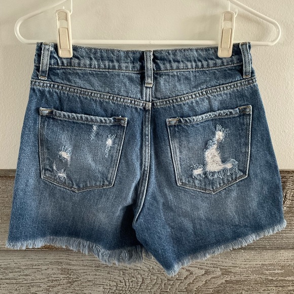 Kancan Estilo Women’s Distressed Ultra High Rise Denim Shorts Sz S (O1) - Picture 3 of 8